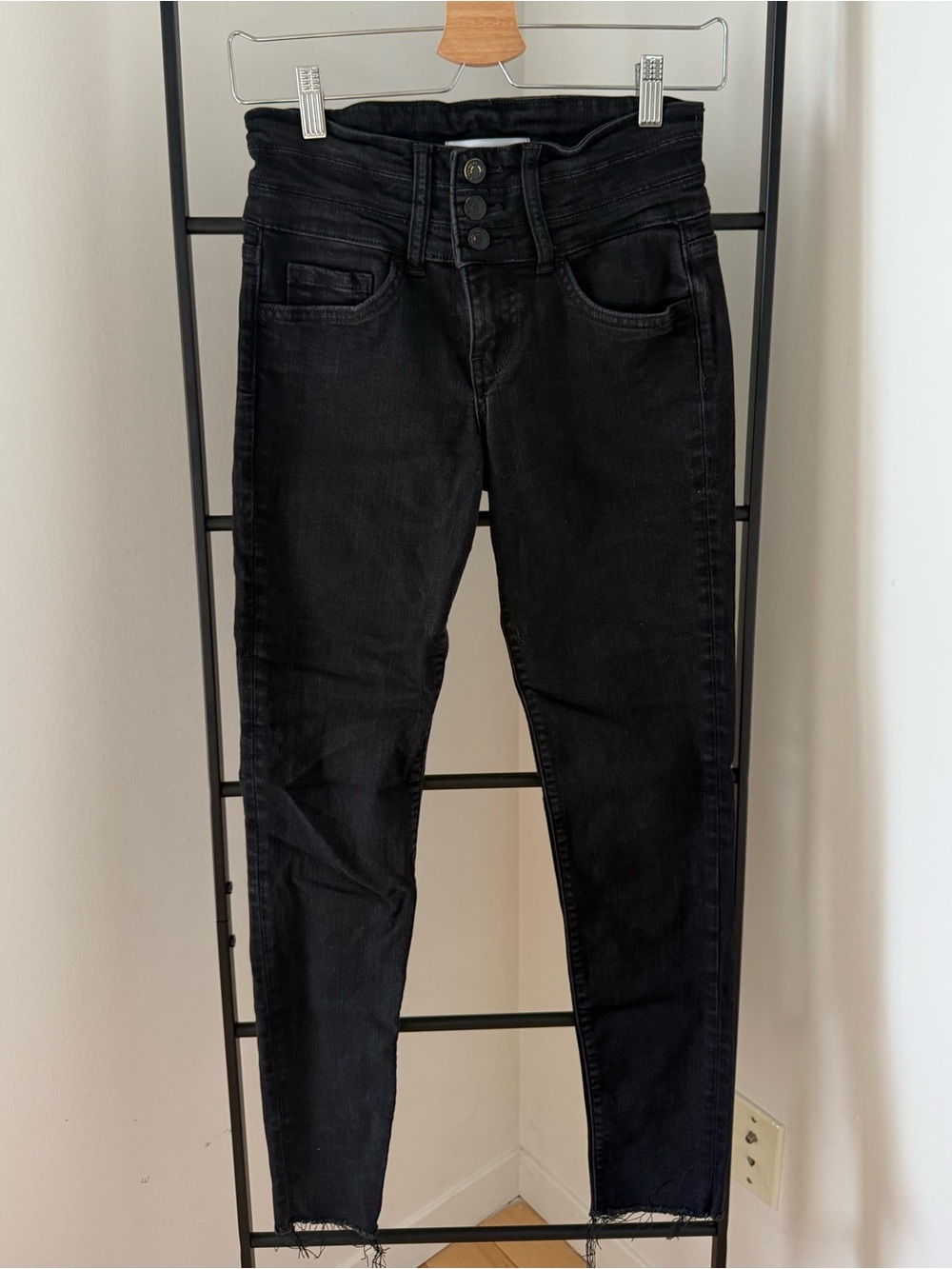 Flying Monkey Black High-Rise Jeans, size 25